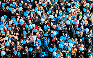Olsztyn rozświetlił się na niebiesko Olsztyn rozświetlił się na niebiesko